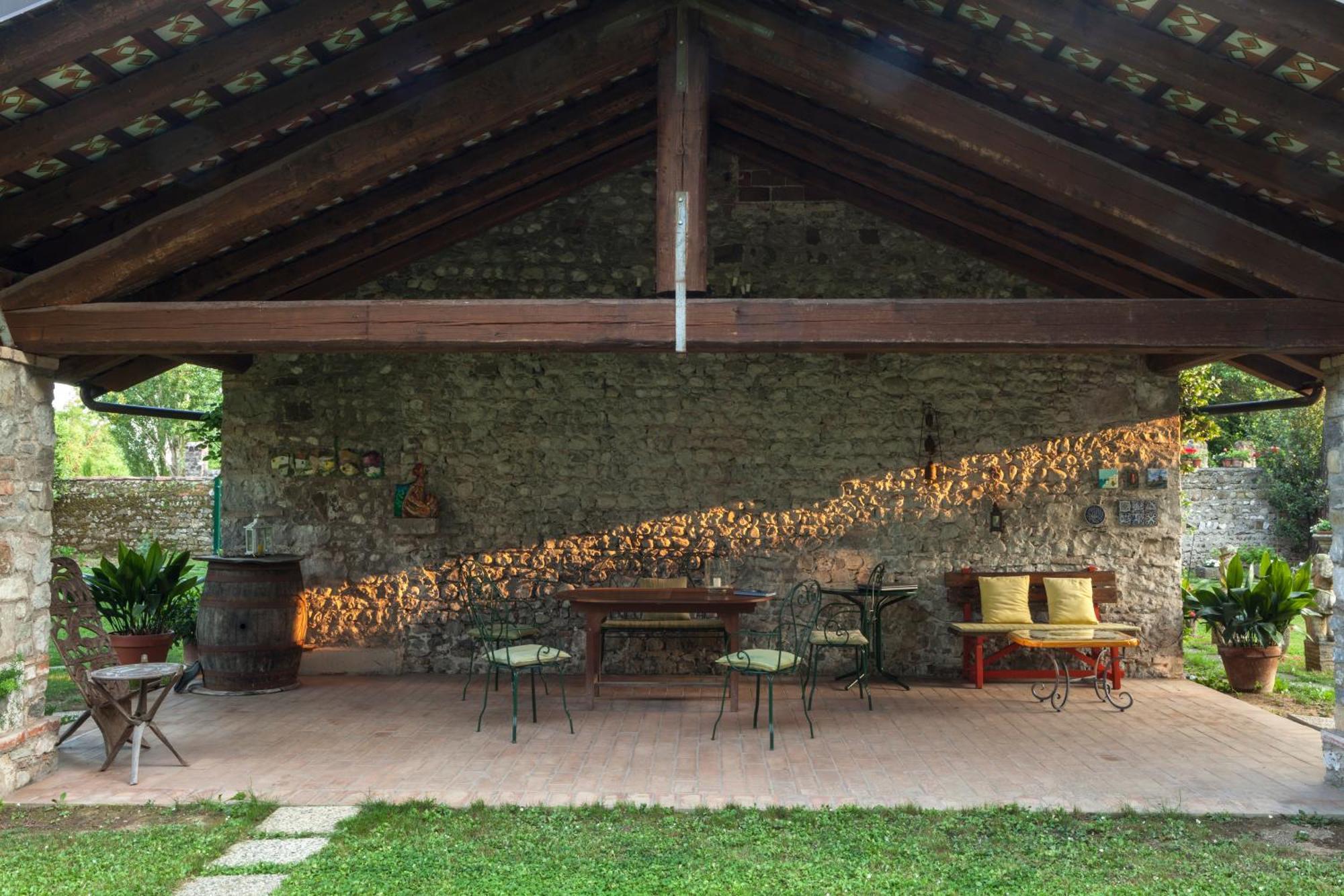B&B La Casa Del Sole Manzano Екстериор снимка